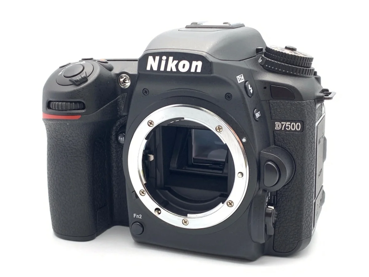 Nikon D7500