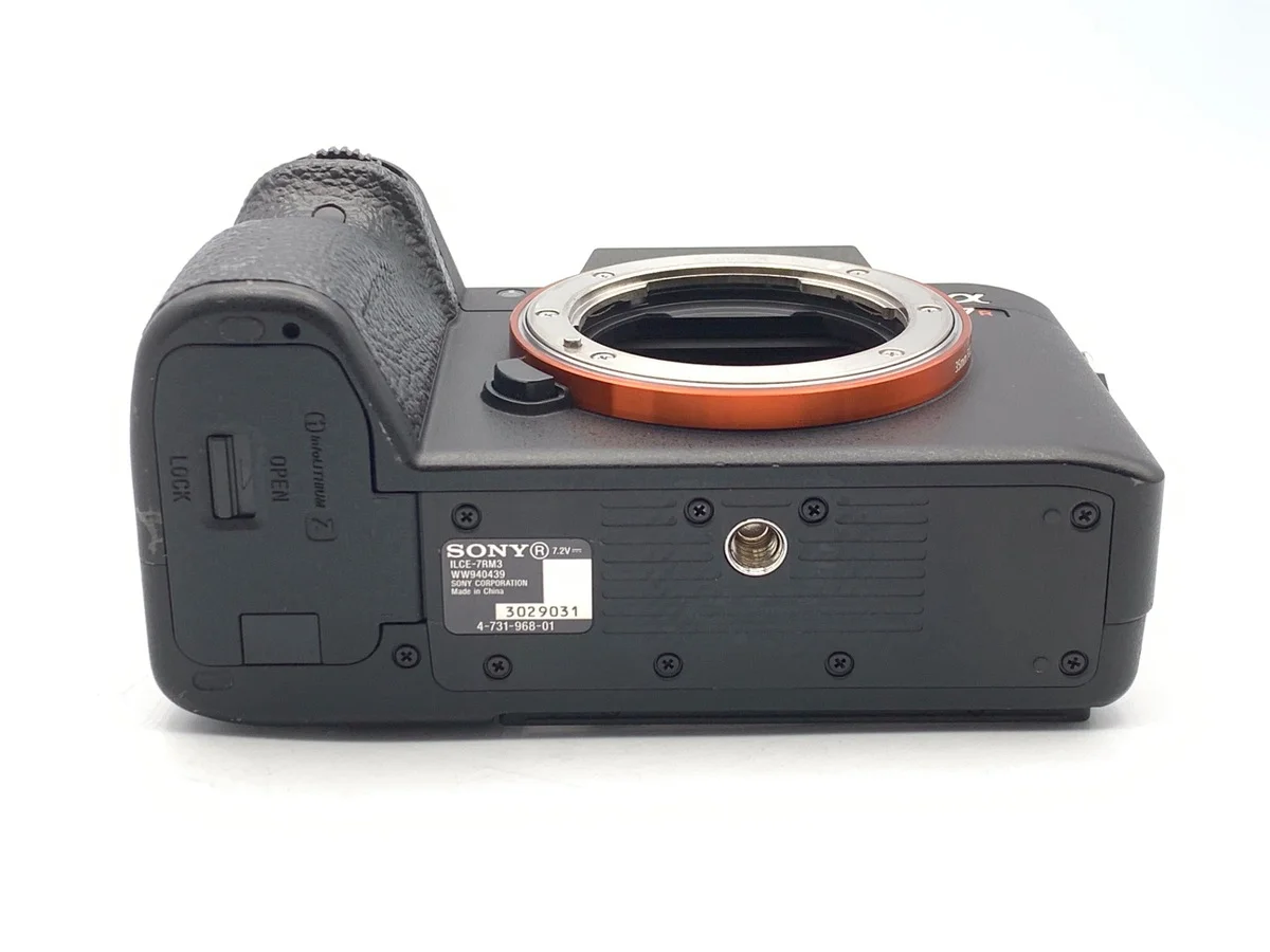 Sony α7R III [ILCE-7RM3