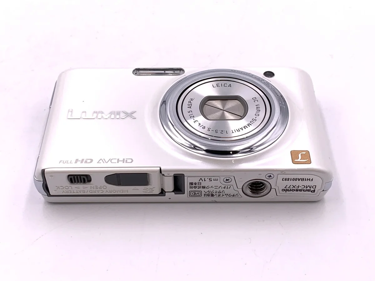 Panasonic LUMIX DMC-FX77