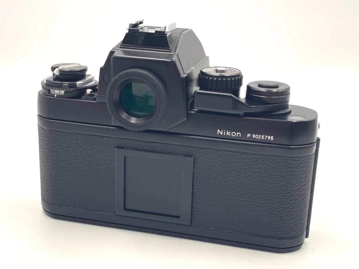 Nikon F3 P ( )