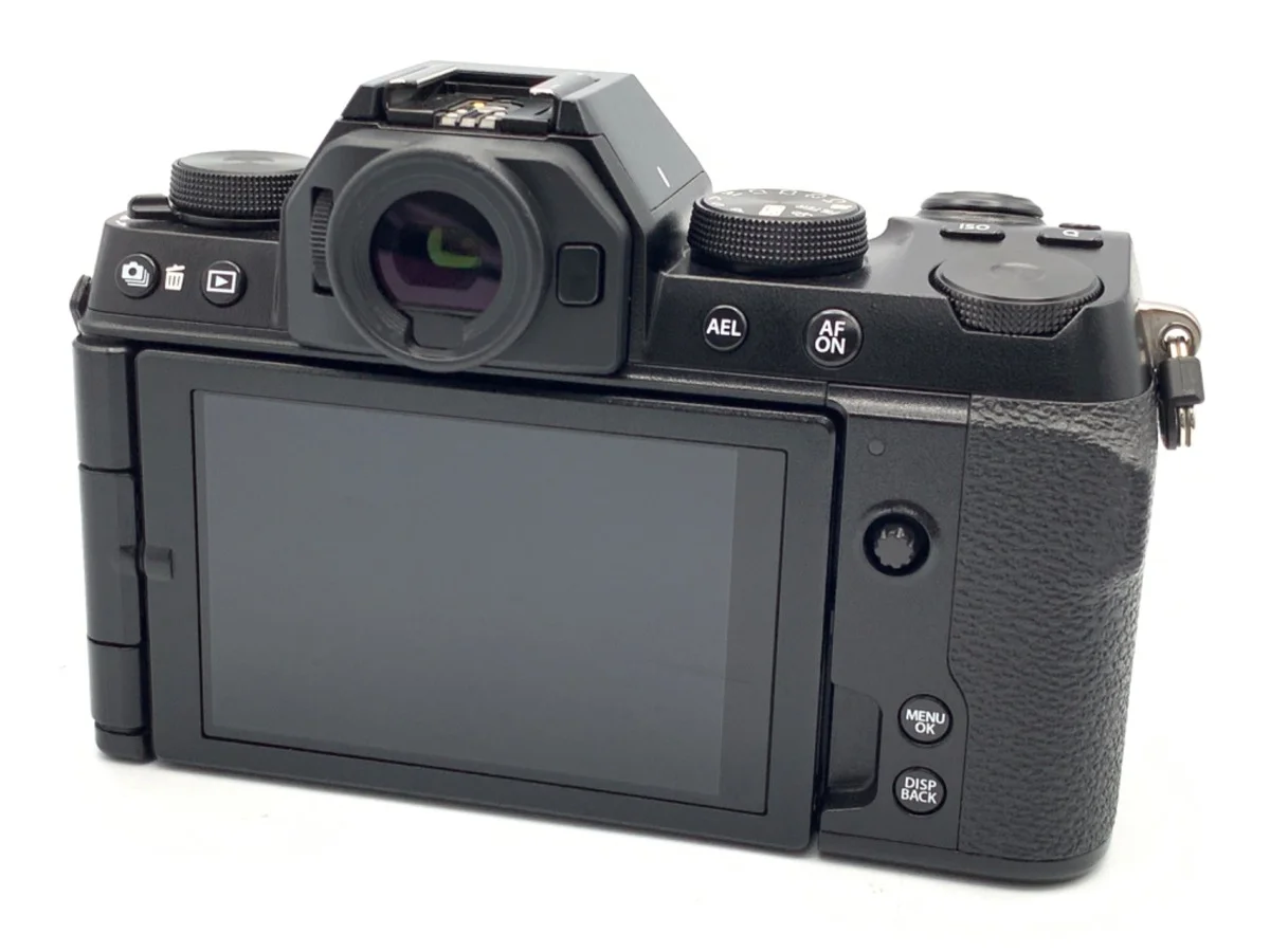 Fujifilm X-S10