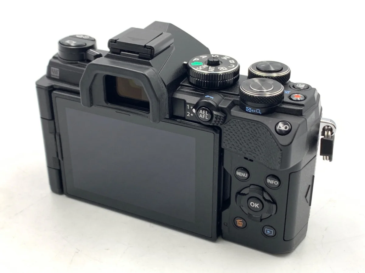 Olympus OM SYSTEM OM-5