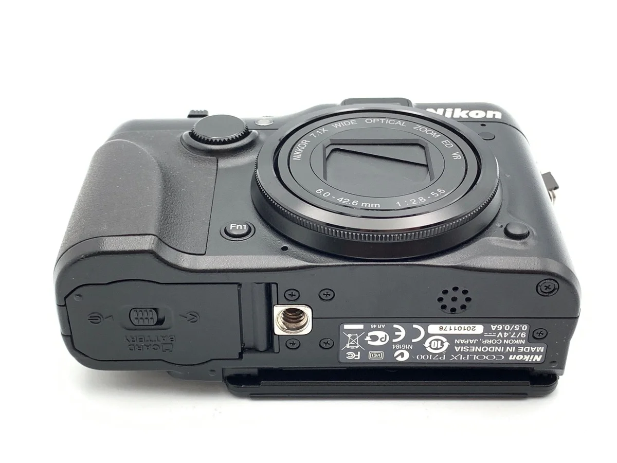 Nikon COOLPIX P7100