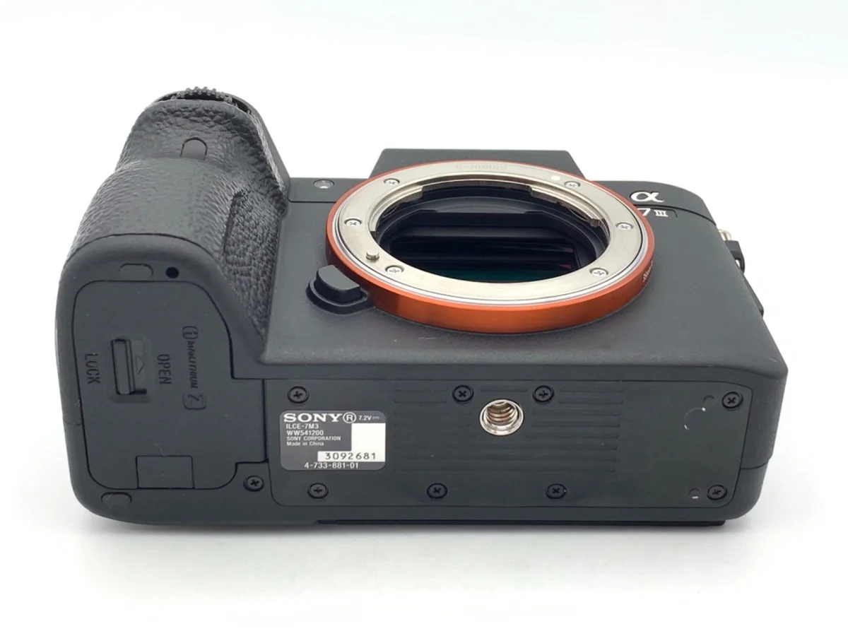 Sony α7III [ILCE-7M3