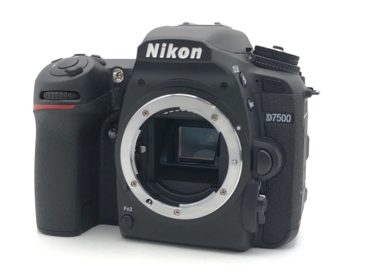 Nikon D7500