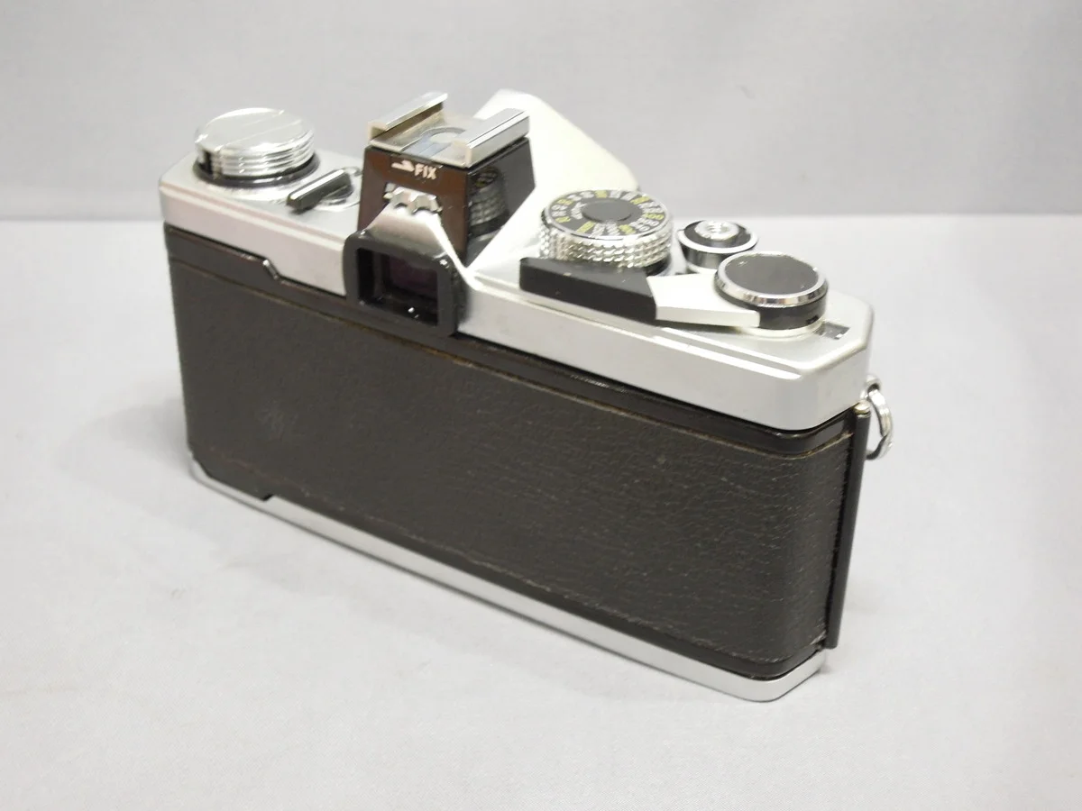 Olympus OM-1