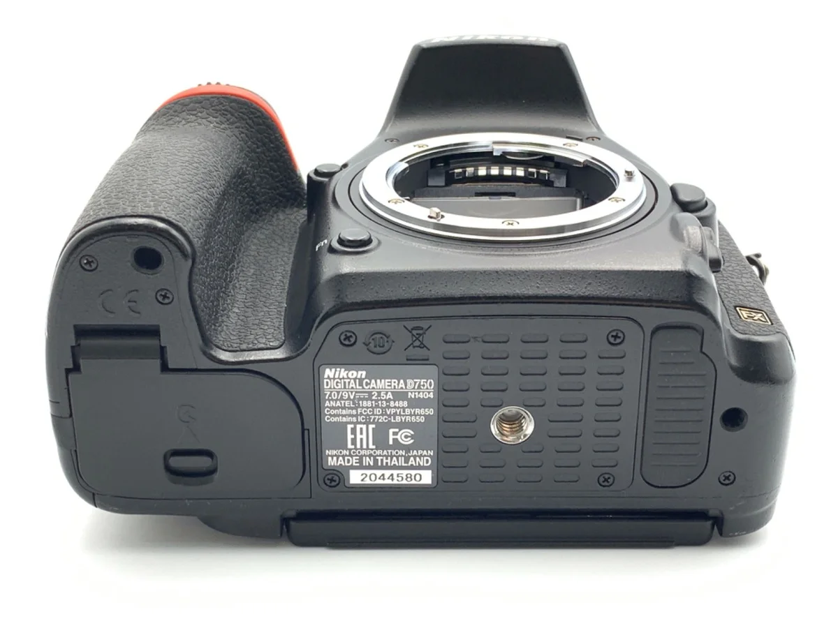 Nikon D750