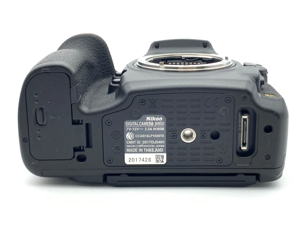 Nikon D850