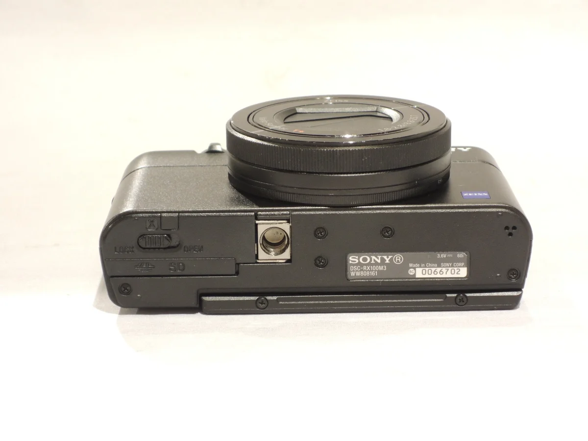 Sony Cyber-shot DSC-RX100M3