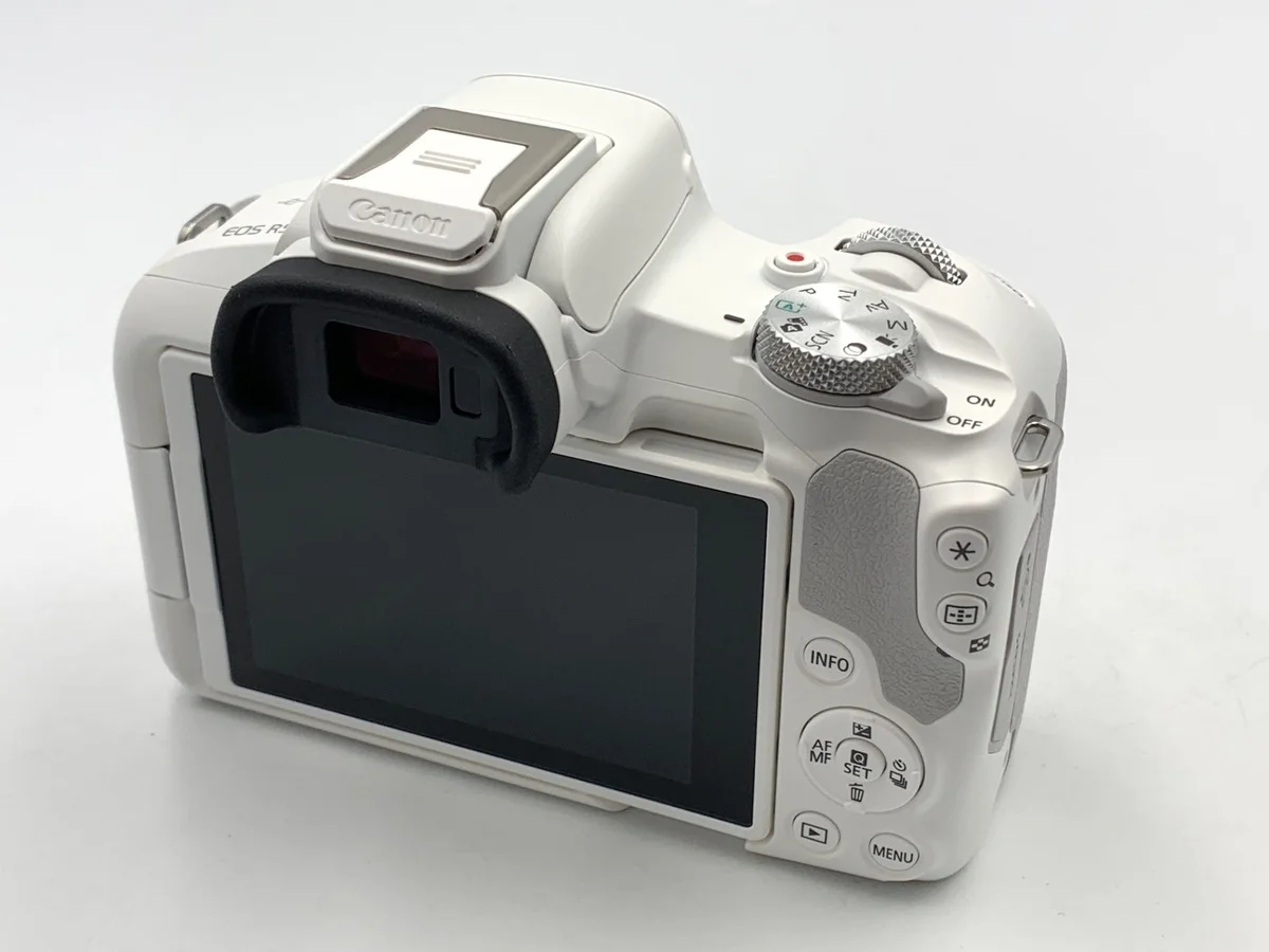 Canon EOS R50