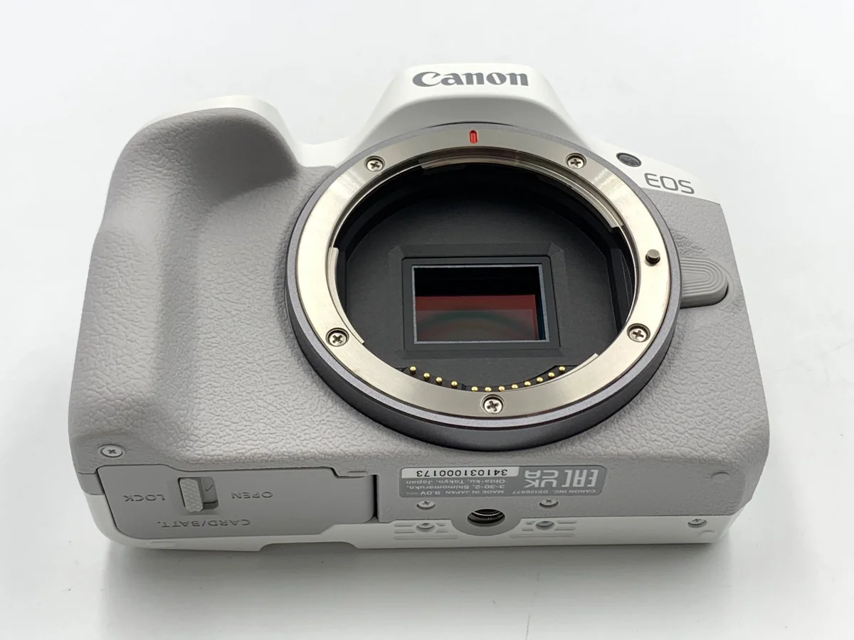 Canon EOS R50