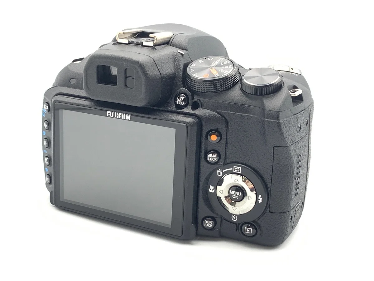 Fujifilm FinePix HS10