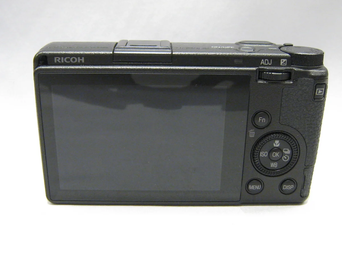Ricoh GR III
