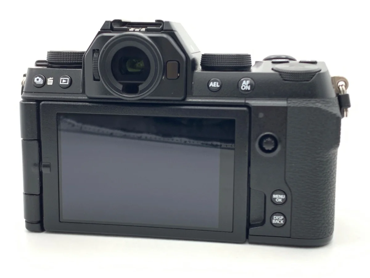 Fujifilm X-S10