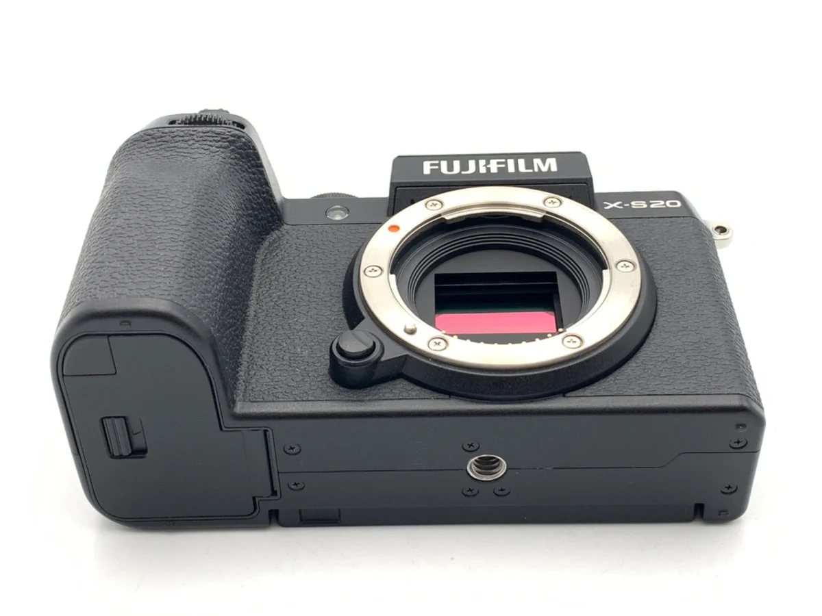 Fujifilm X-S20