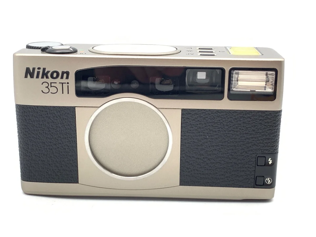 Nikon 35Ti (35/2.8)