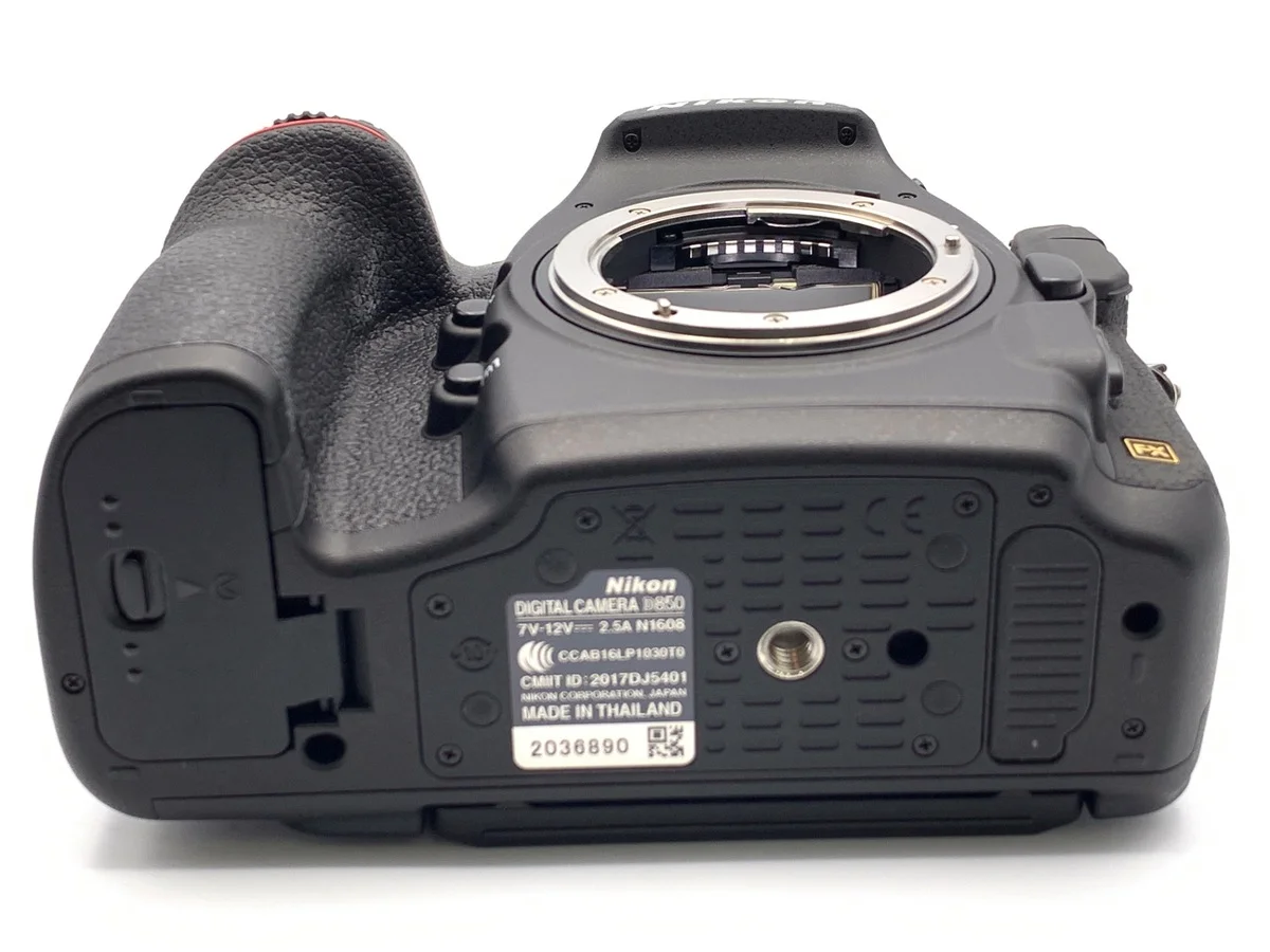 Nikon D850