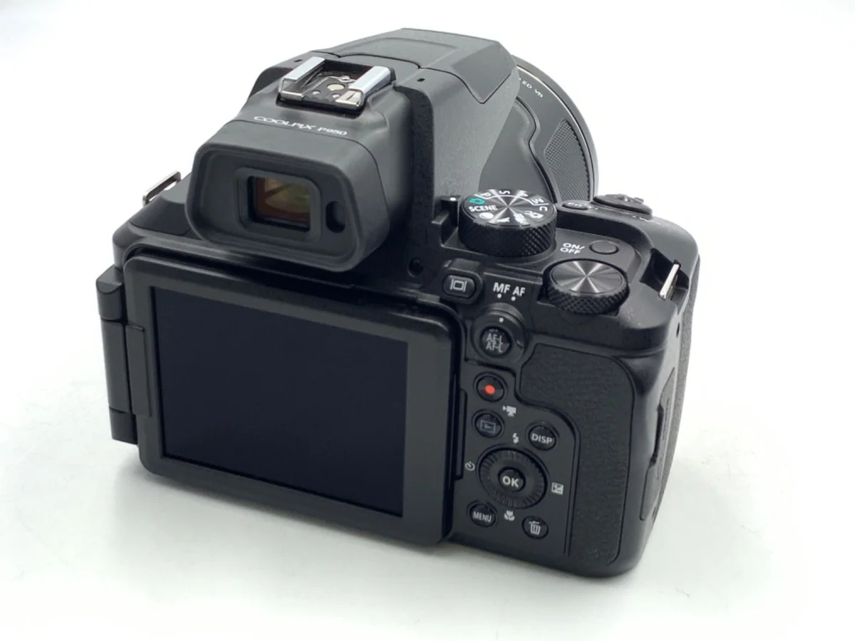 Nikon COOLPIX P950
