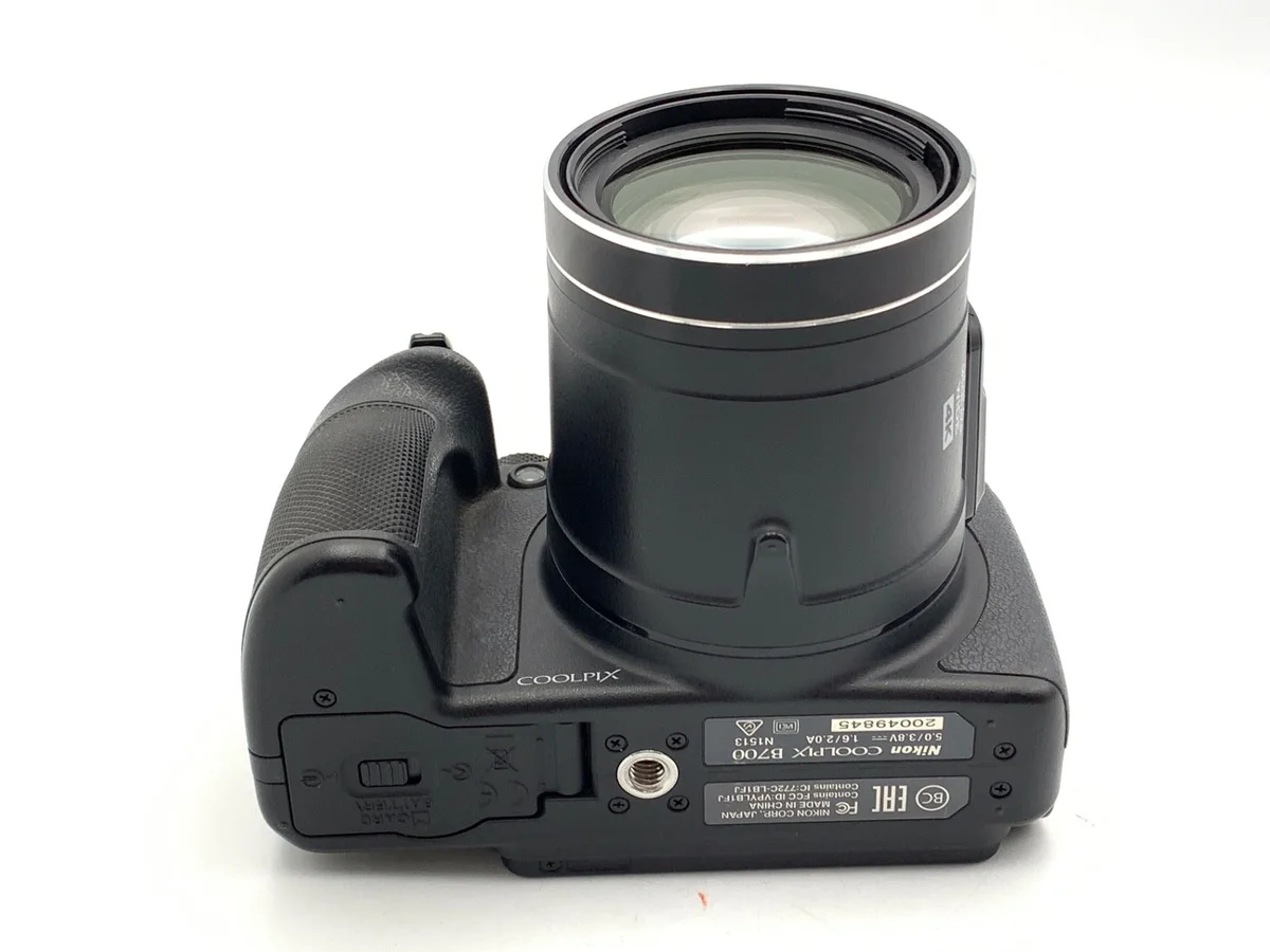 Nikon COOLPIX B700