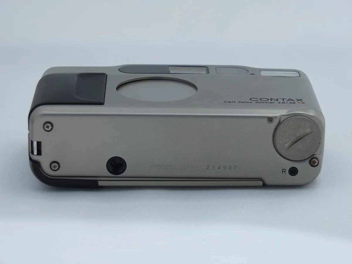 Contax T2