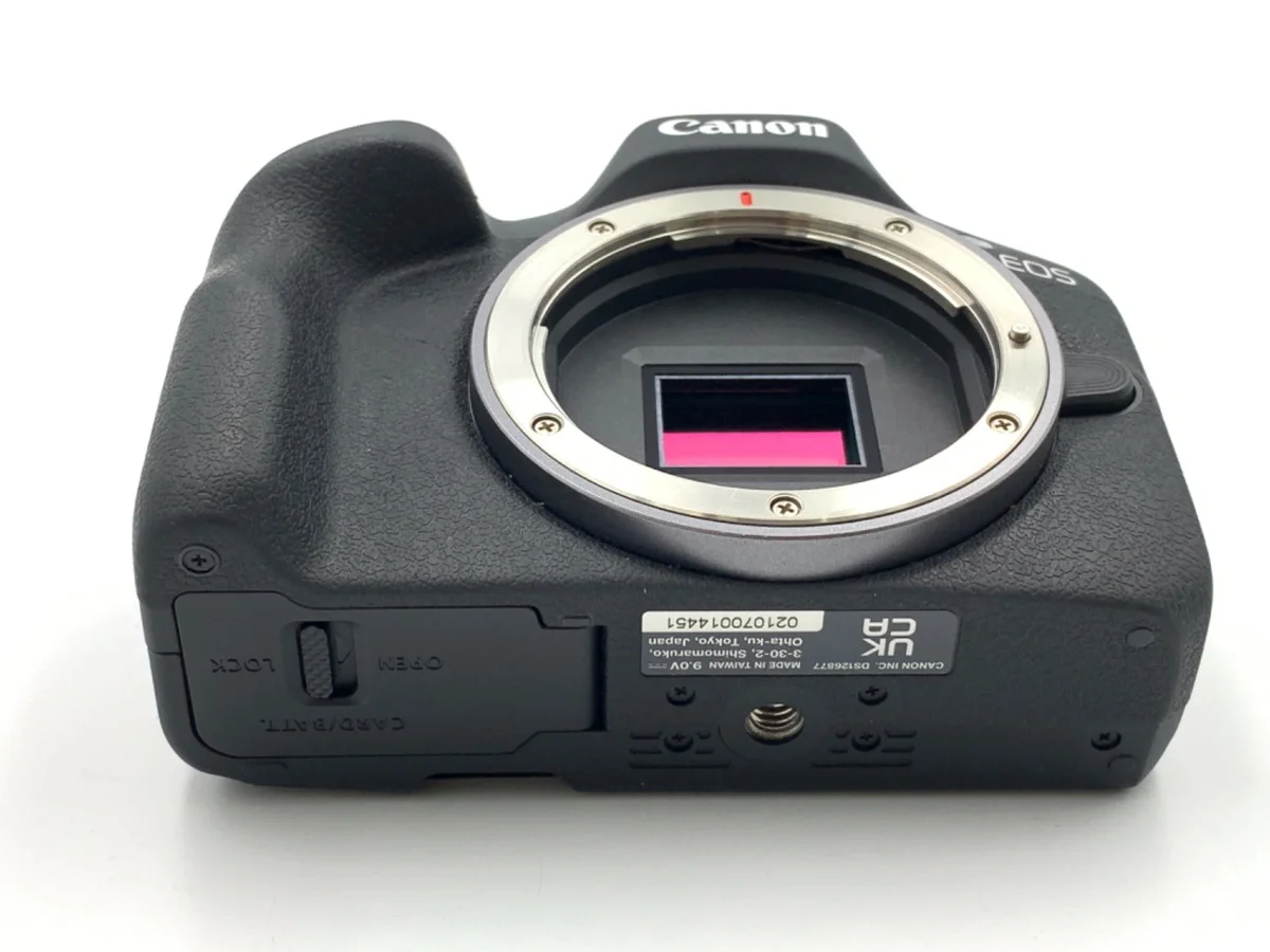 Canon EOS R50