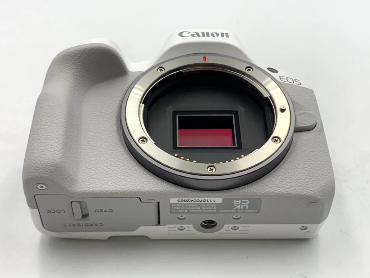 Canon EOS R50
