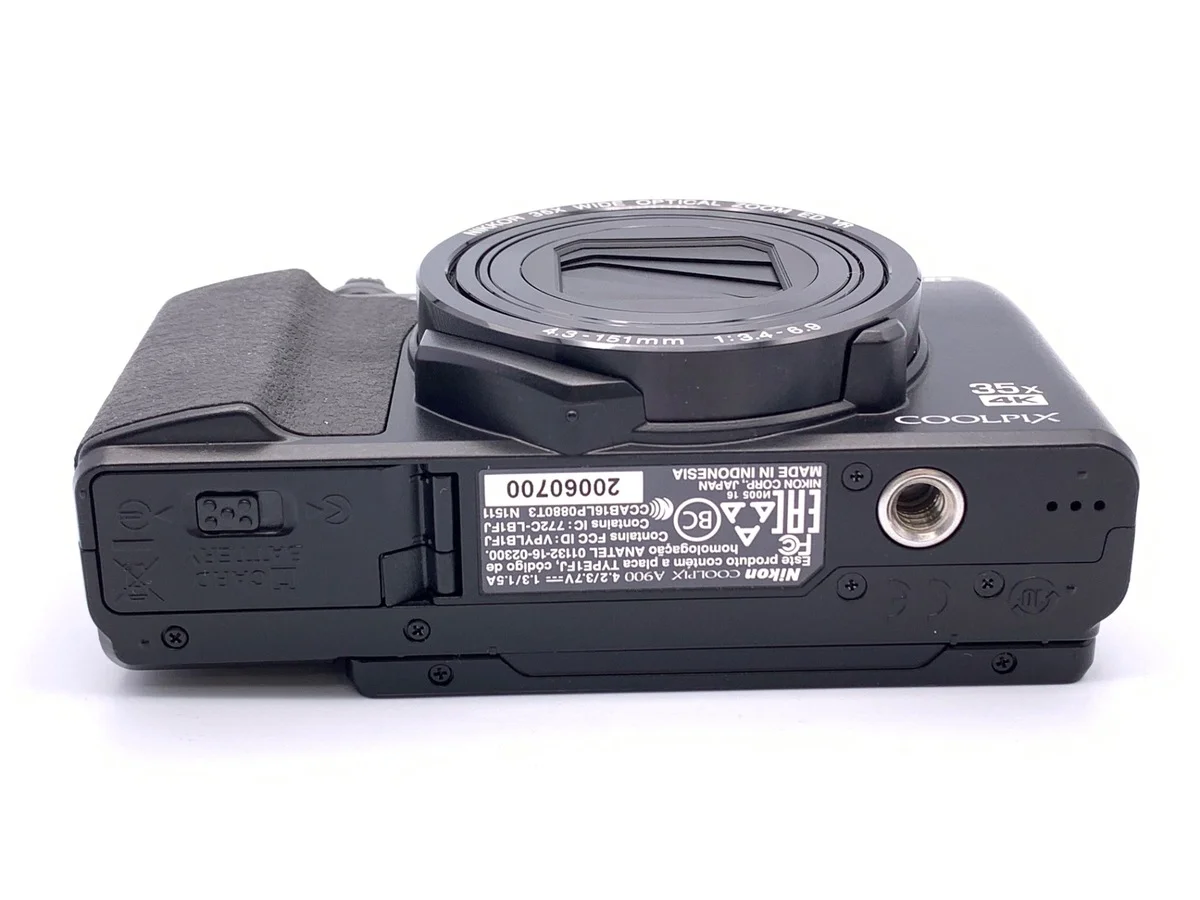 Nikon COOLPIX A900