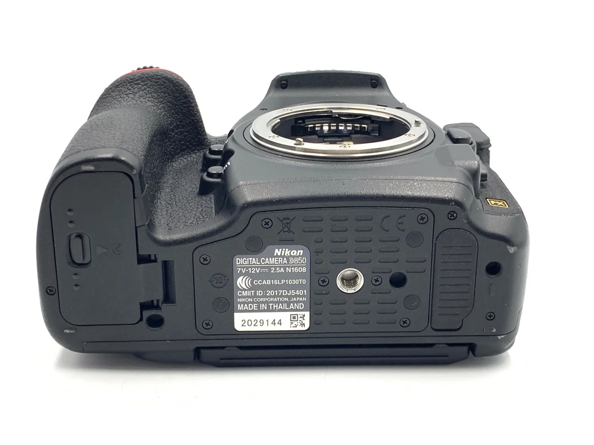 Nikon D850