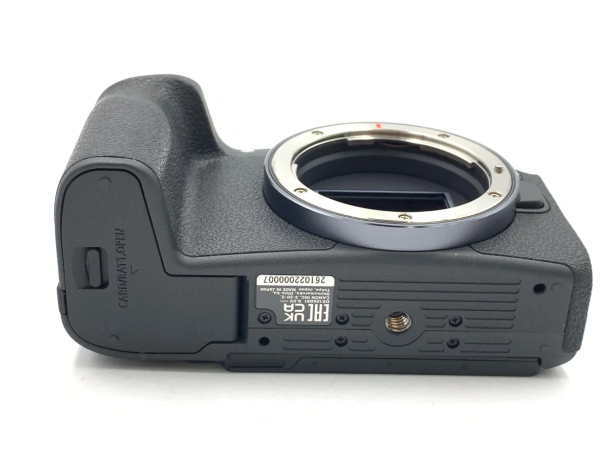Canon EOS R8