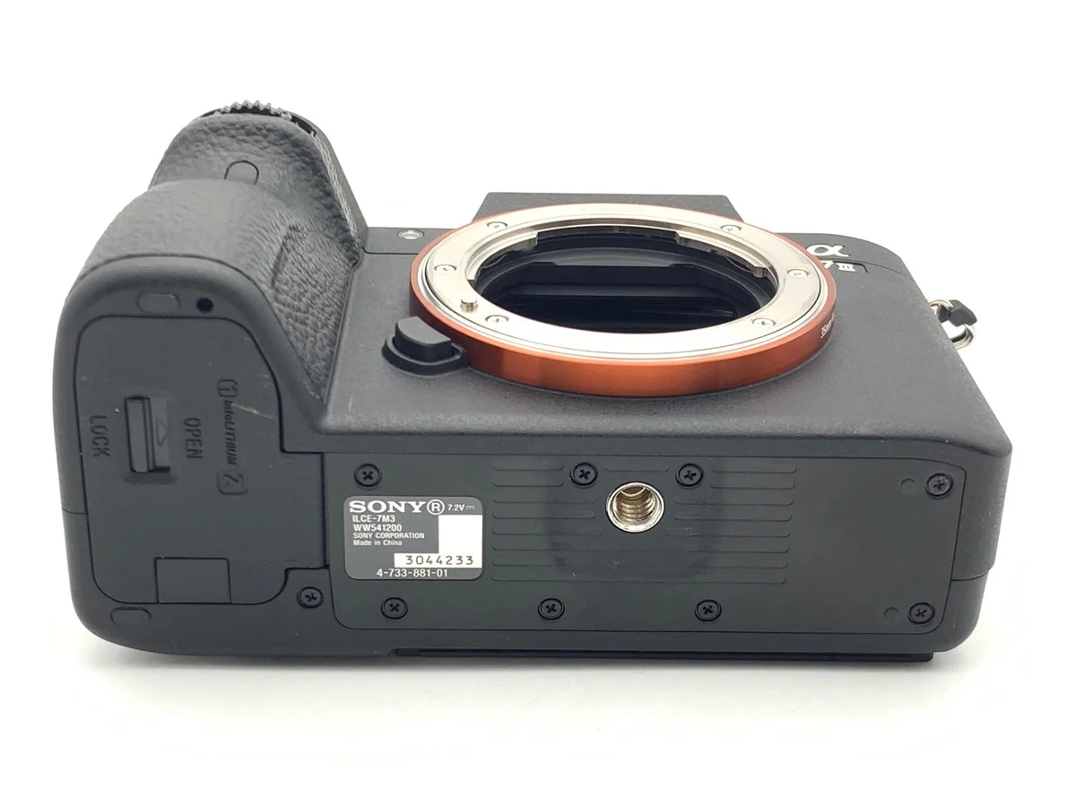 Sony α7III [ILCE-7M3