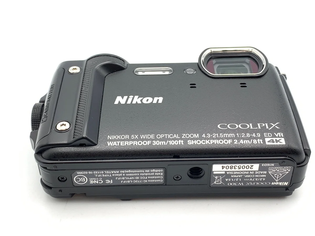 Nikon COOLPIX W300