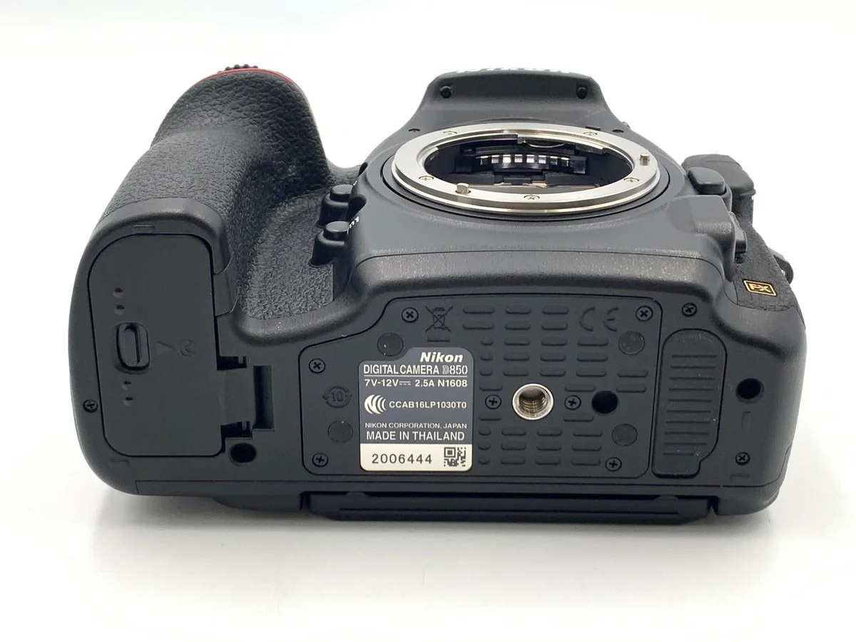 Nikon D850