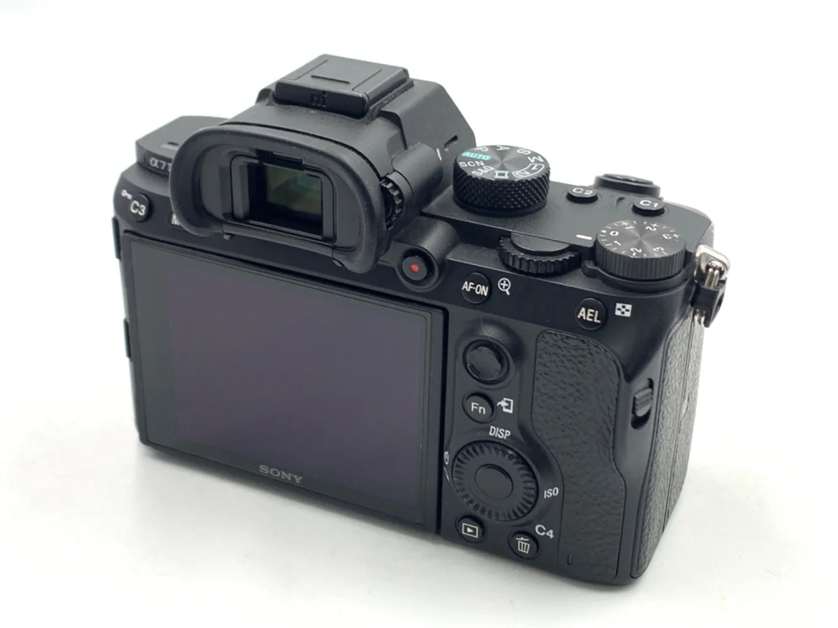 Sony α7III [ILCE-7M3