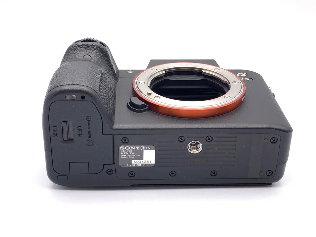 Sony α7III [ILCE-7M3