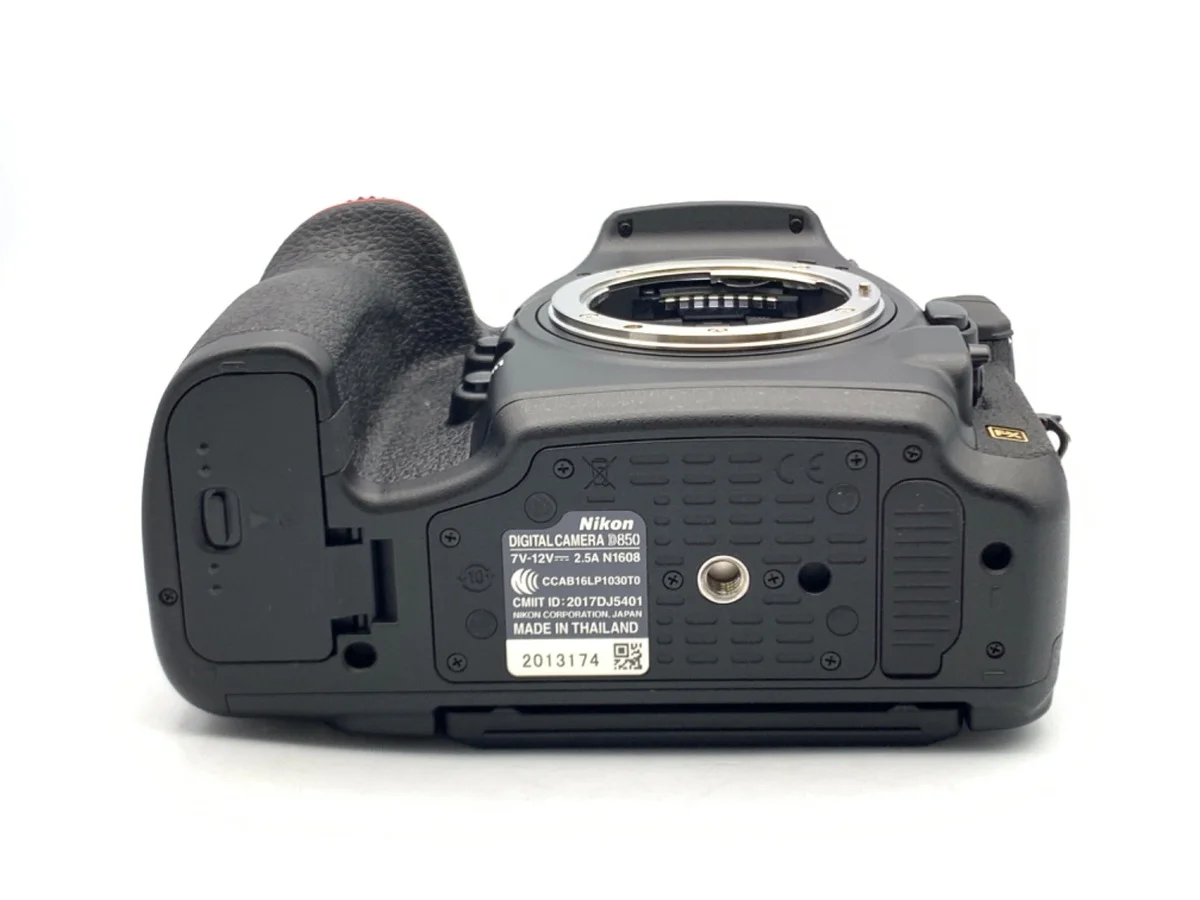 Nikon D850