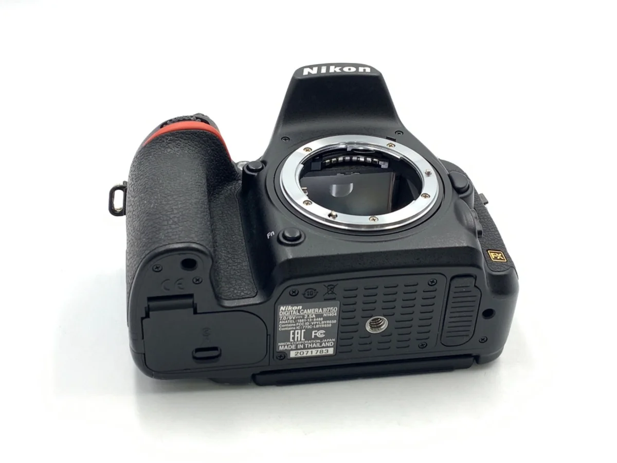 Nikon D750
