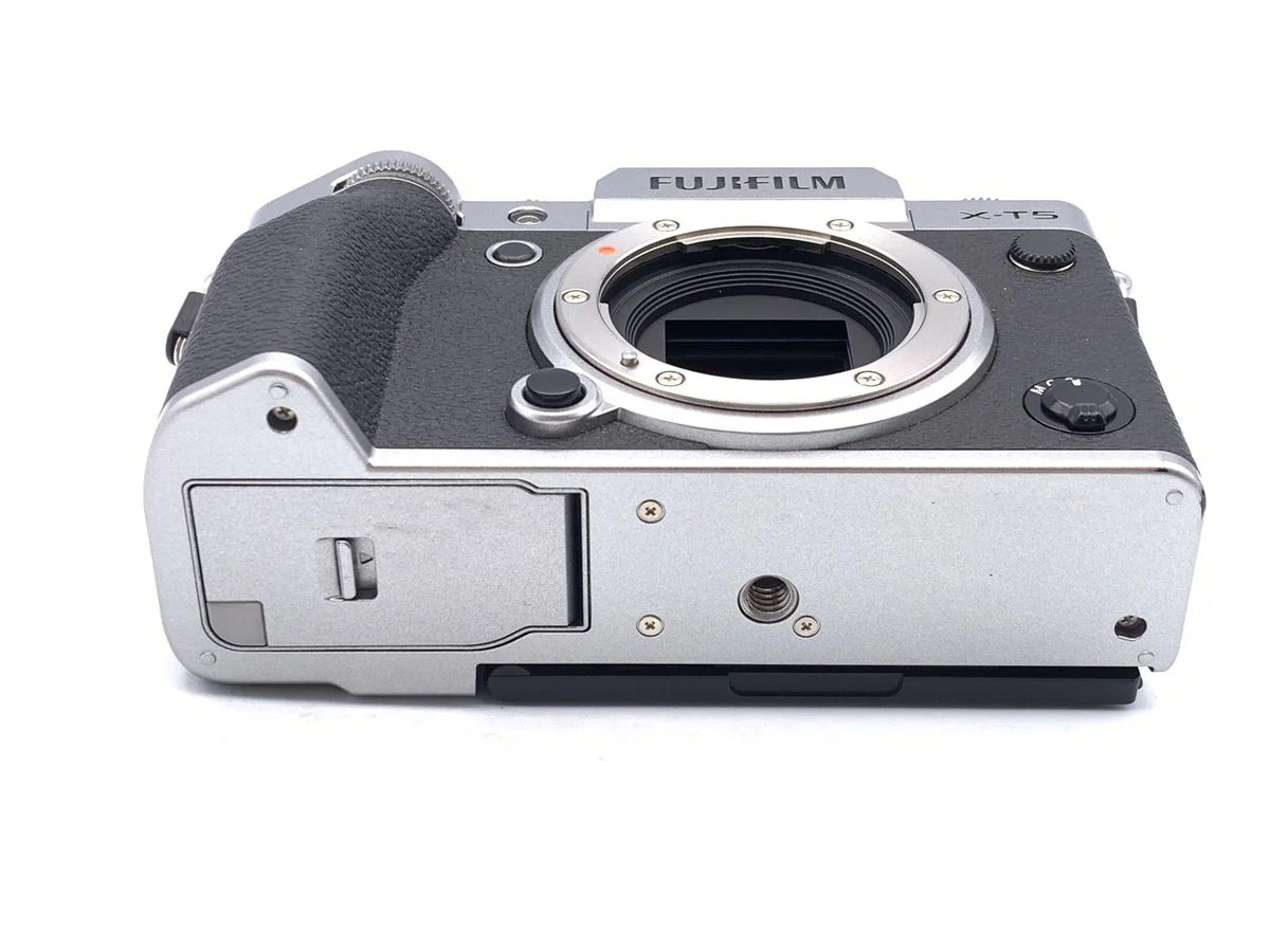 Fujifilm X-T5