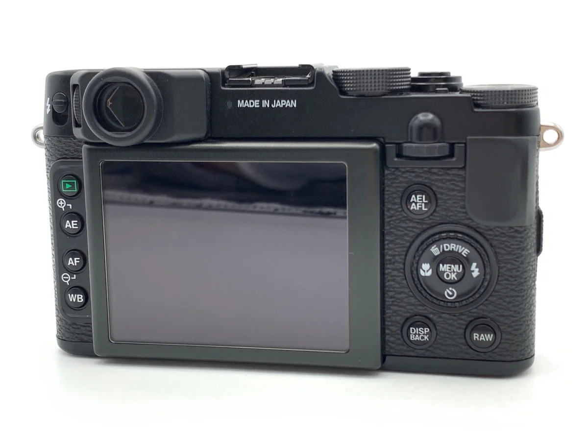 Fujifilm X10