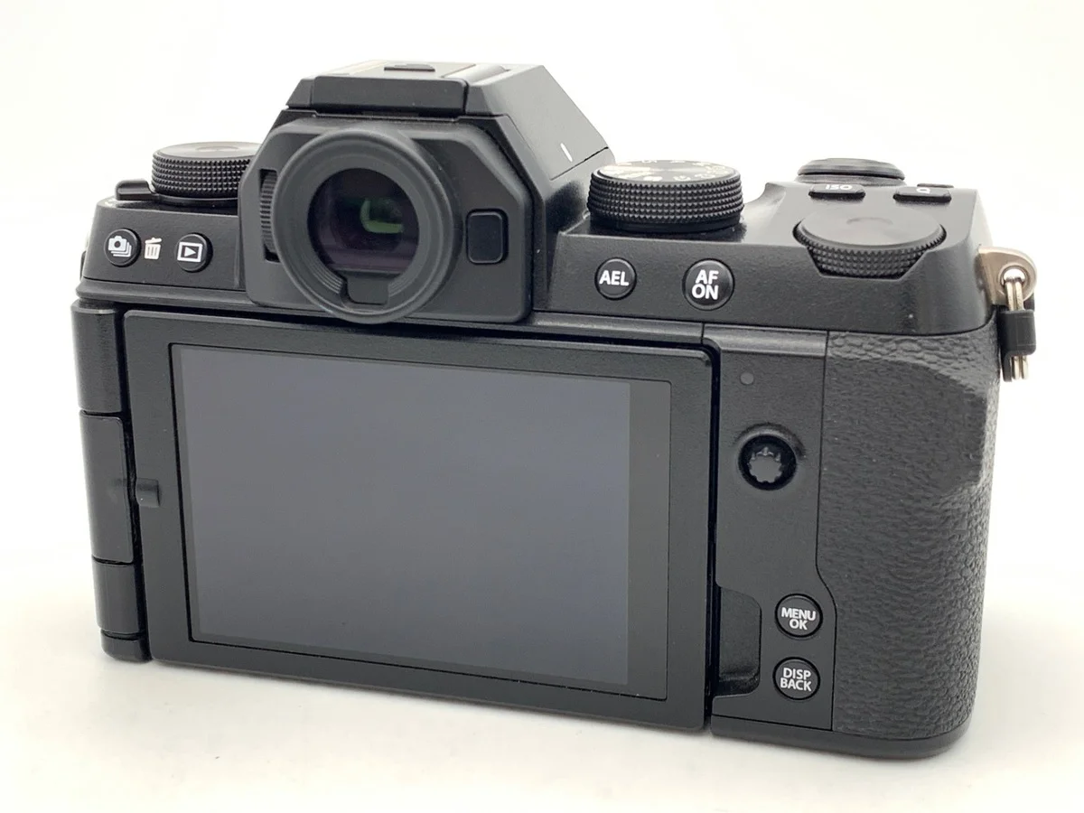 Fujifilm X-S10