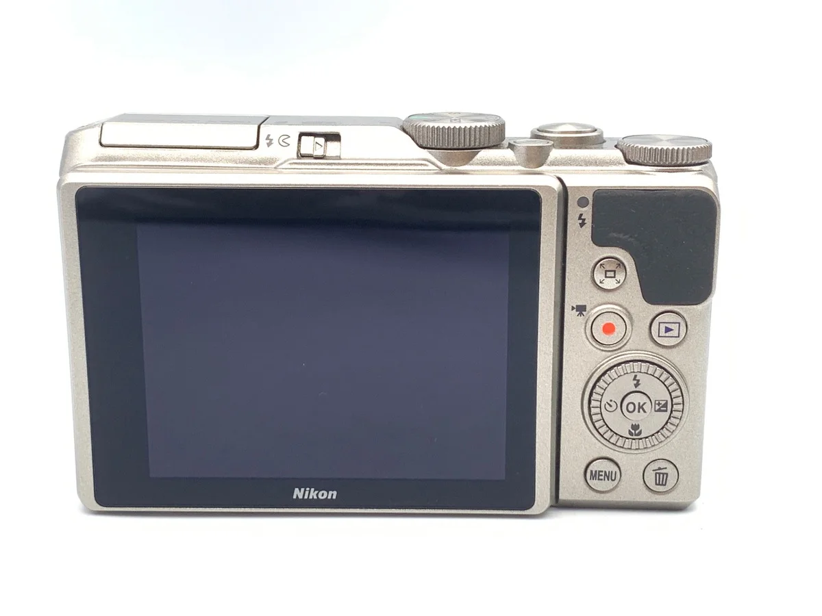 Nikon COOLPIX A900