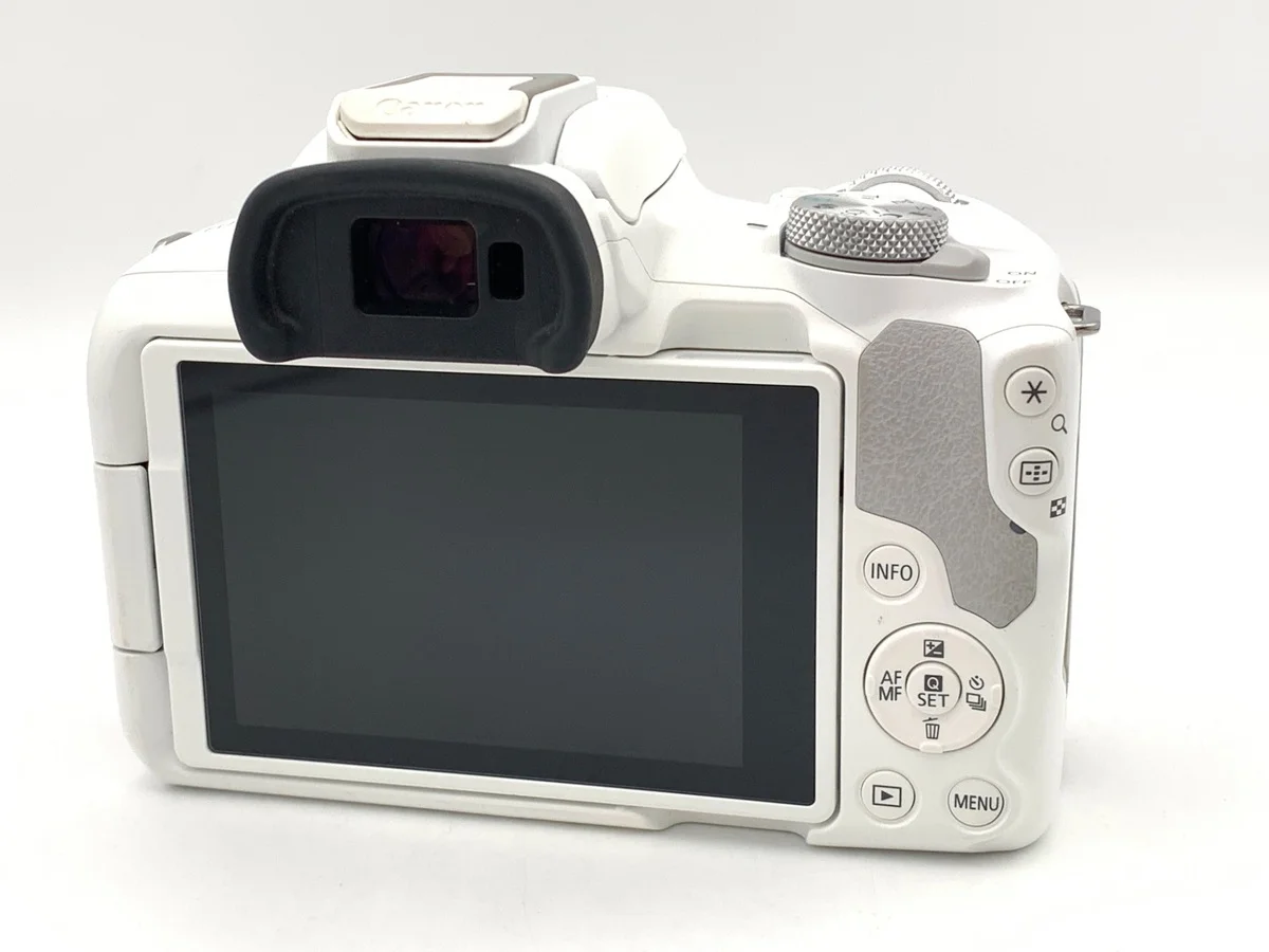 Canon EOS R50