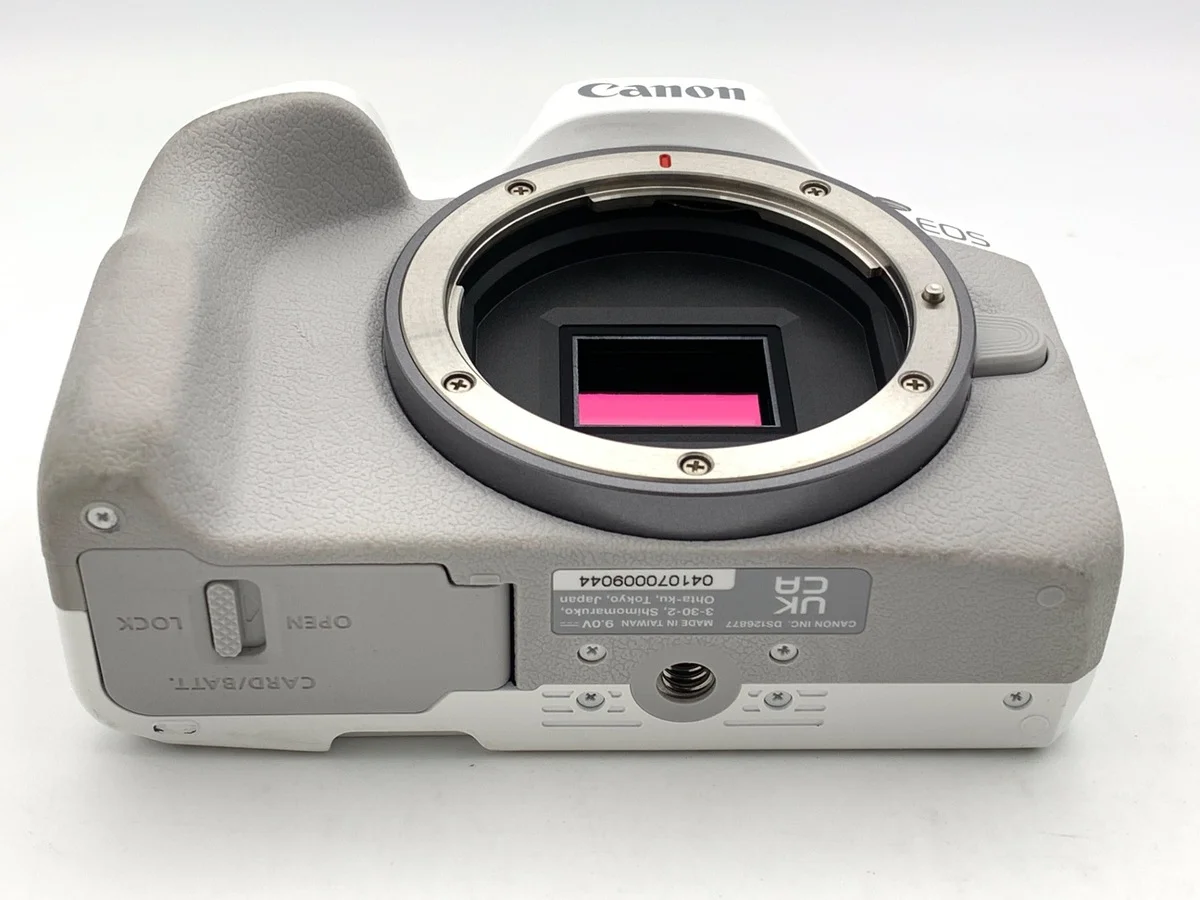 Canon EOS R50