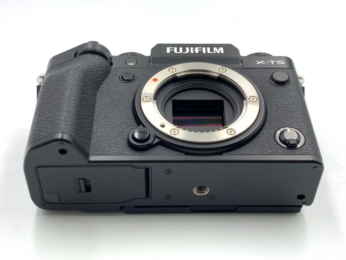 Fujifilm X-T5