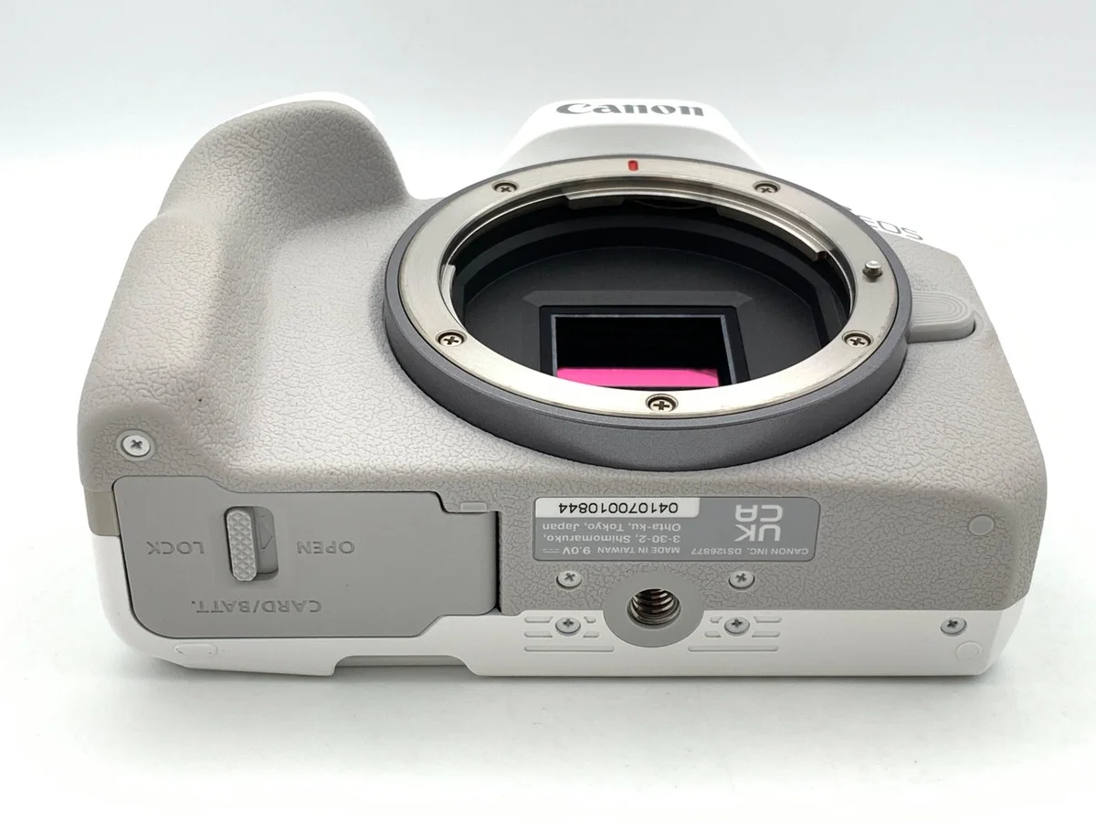 Canon EOS R50
