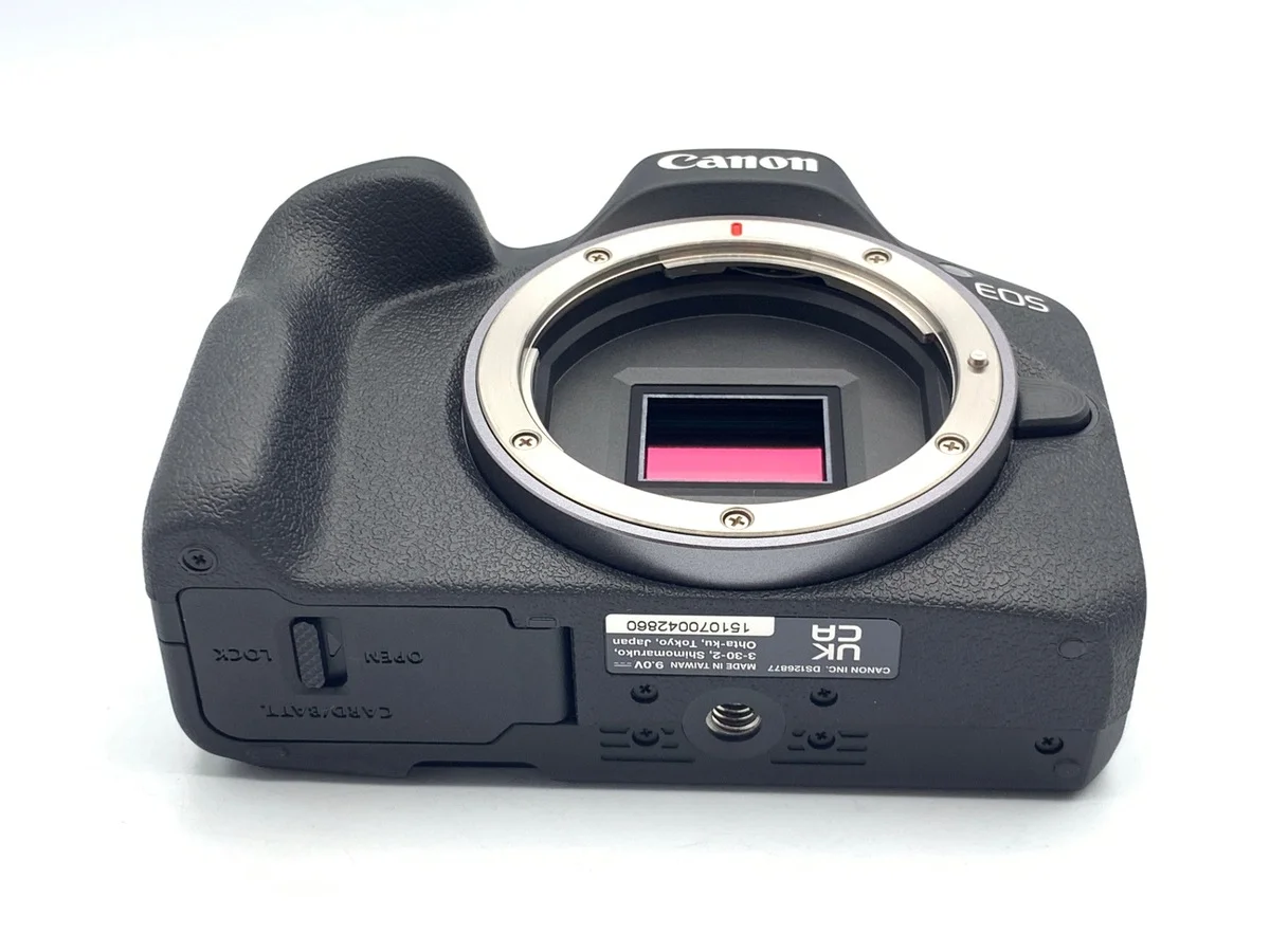 Canon EOS R50