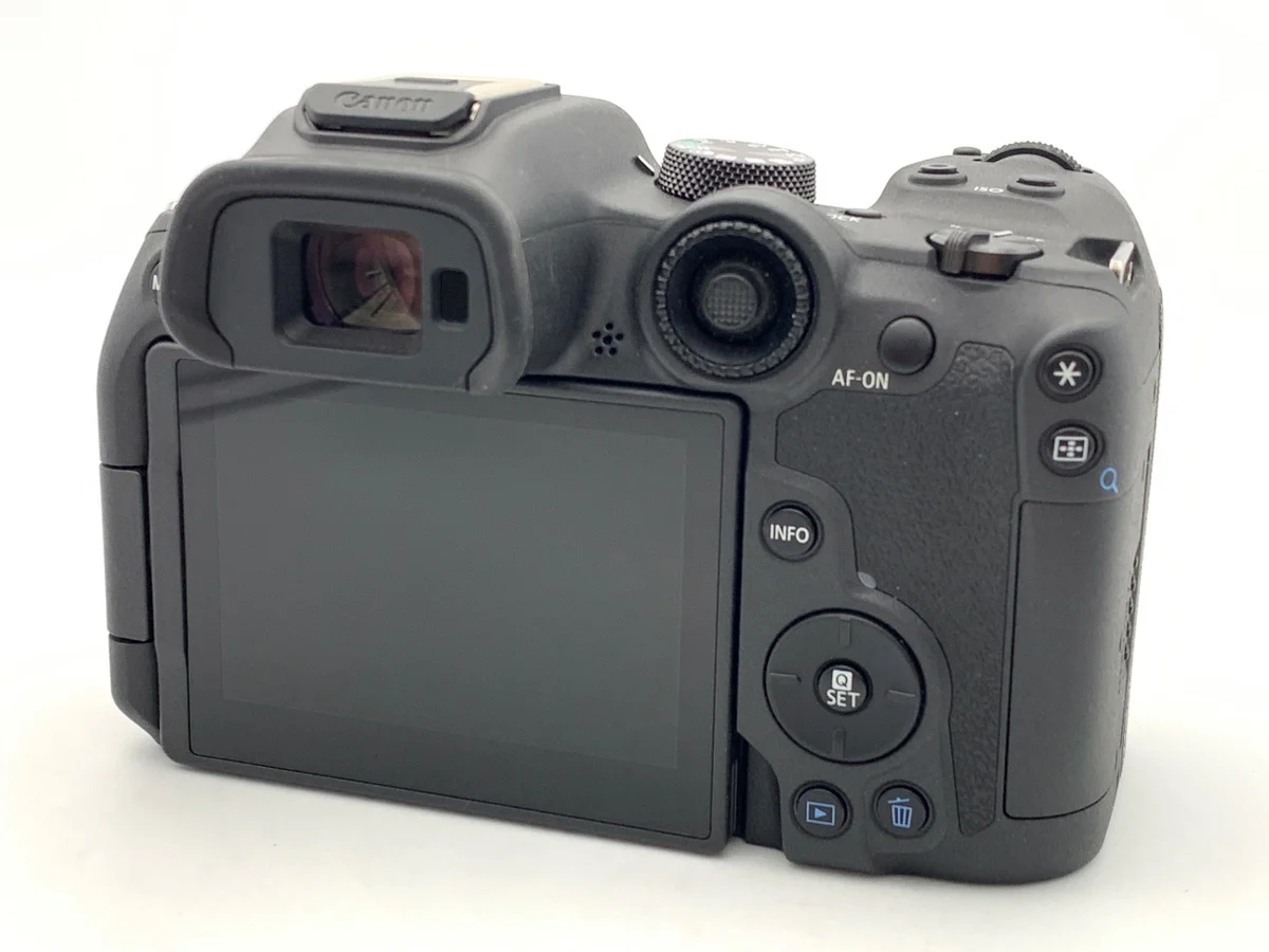 Canon EOS R7