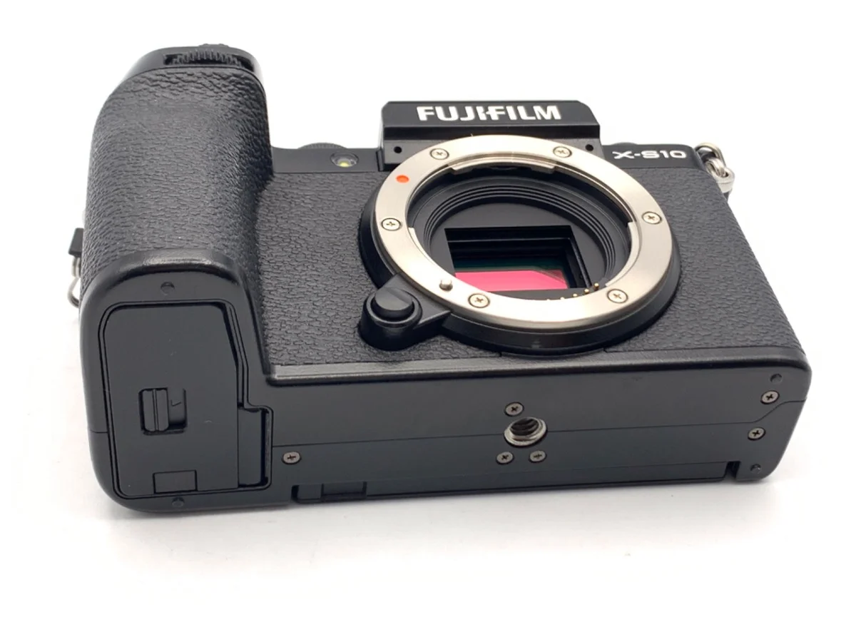 Fujifilm X-S10