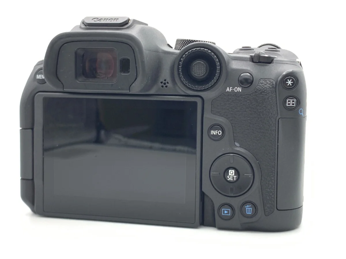 Canon EOS R7