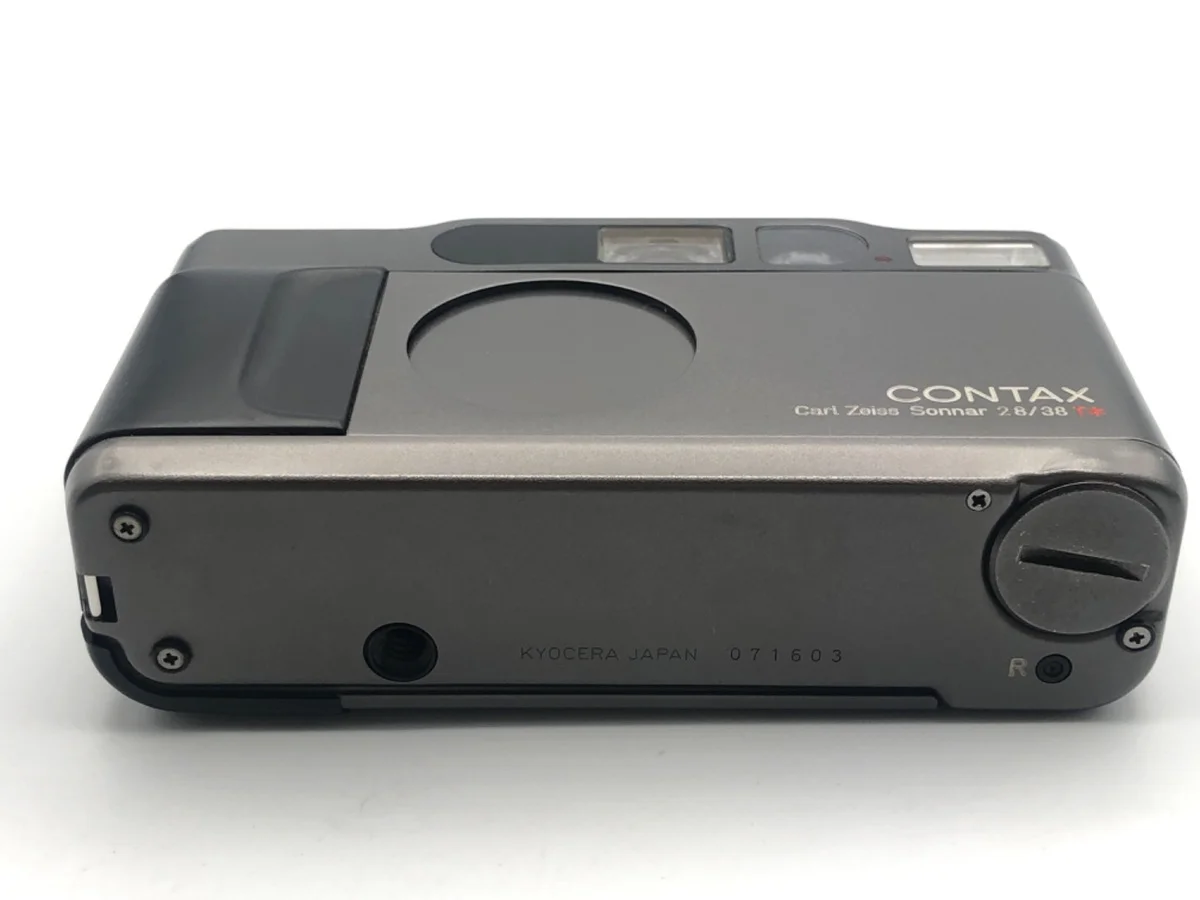Contax T2