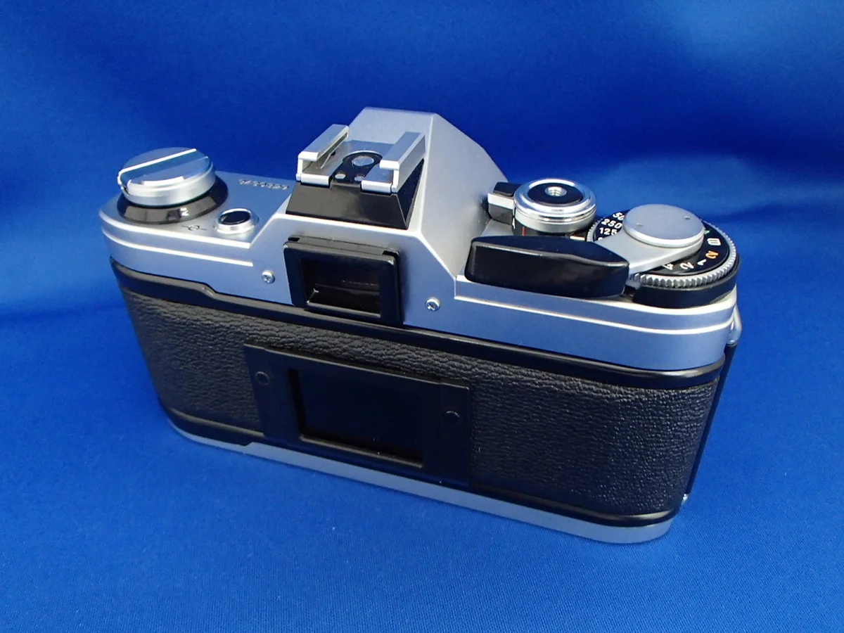 Canon AE-1